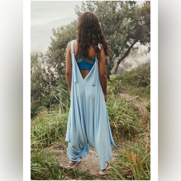 UFT EUC FP Movement Seven Stars Onesie Medium - Picture 5 of 8